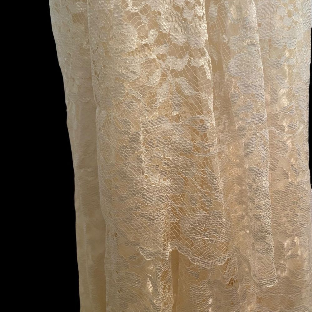 1970’s Lace & Silk Wedding Prom Dress Size 7/8 - Picture 9 of 13